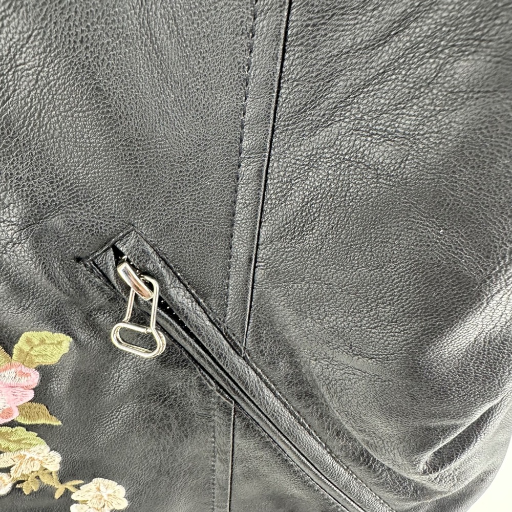 Allure by Julia K Womens XL‎ Black Faux Leather Moto Jacket Leopard Rose Floral - Picture 13 of 15